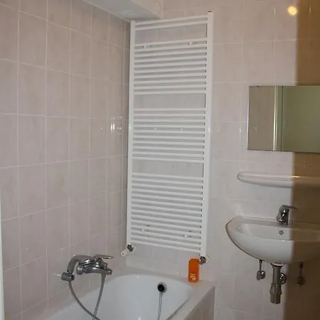 Appaanzee Apartment *